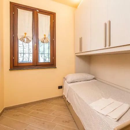 Arco Antico דירה *