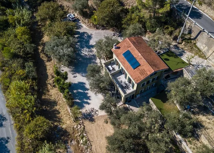 Arco Antico San Bartolomeo Al Mare